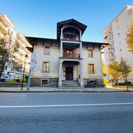 Apartamento Casa Dei Leoni Aosta Exterior foto