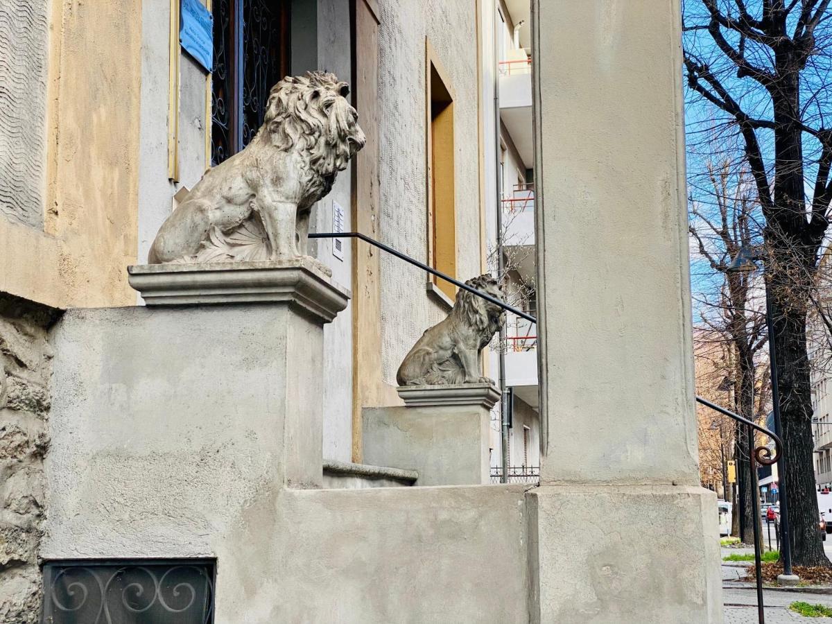 Apartamento Casa Dei Leoni Aosta Exterior foto